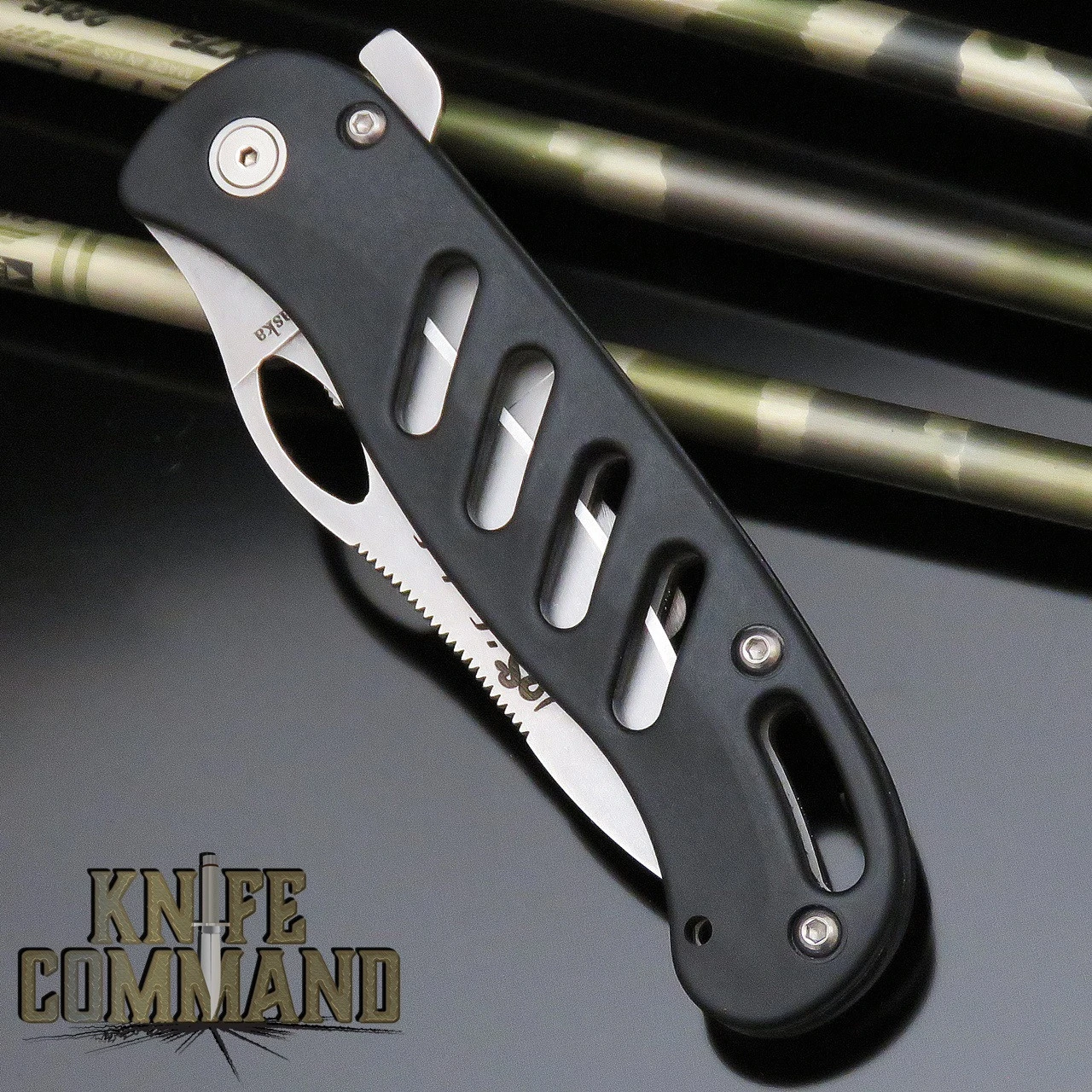 Knives Of Alaska SideWinder Pocket Hunting Knife Black SureGrip With Clip 00690FG 5 Knives Of Alaska SideWinder Pocket Hunting Knife Black SureGrip With Clip 00690FG - Image 3