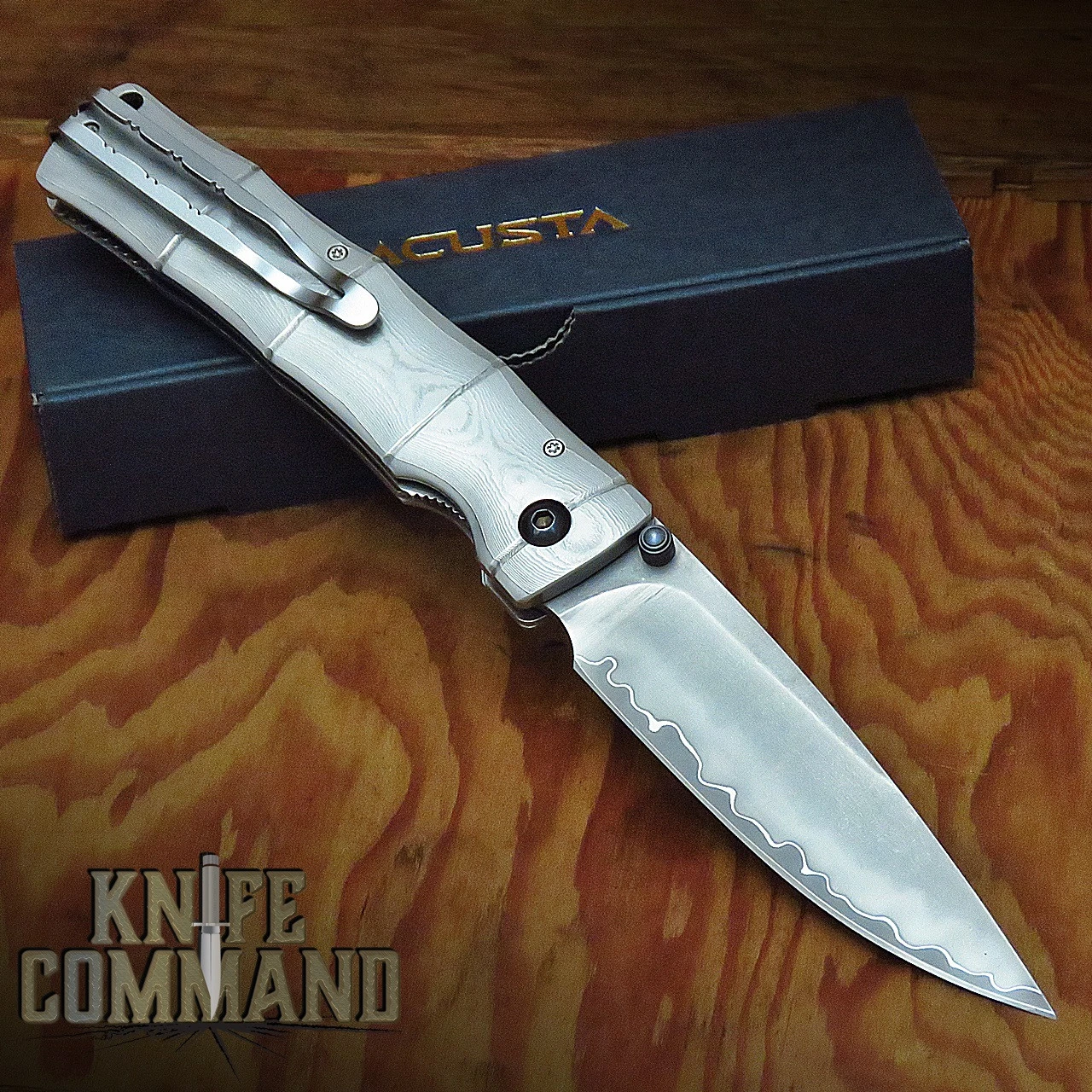 Mcusta MC-202G San Mai SPG2 Powder Steel Bamboo Style Damascus Steel 4.5" Folding Knife 4 Mcusta MC-202G San Mai SPG2 Powder Steel Bamboo Style Damascus Steel 4.5" Folding Knife - Image 2