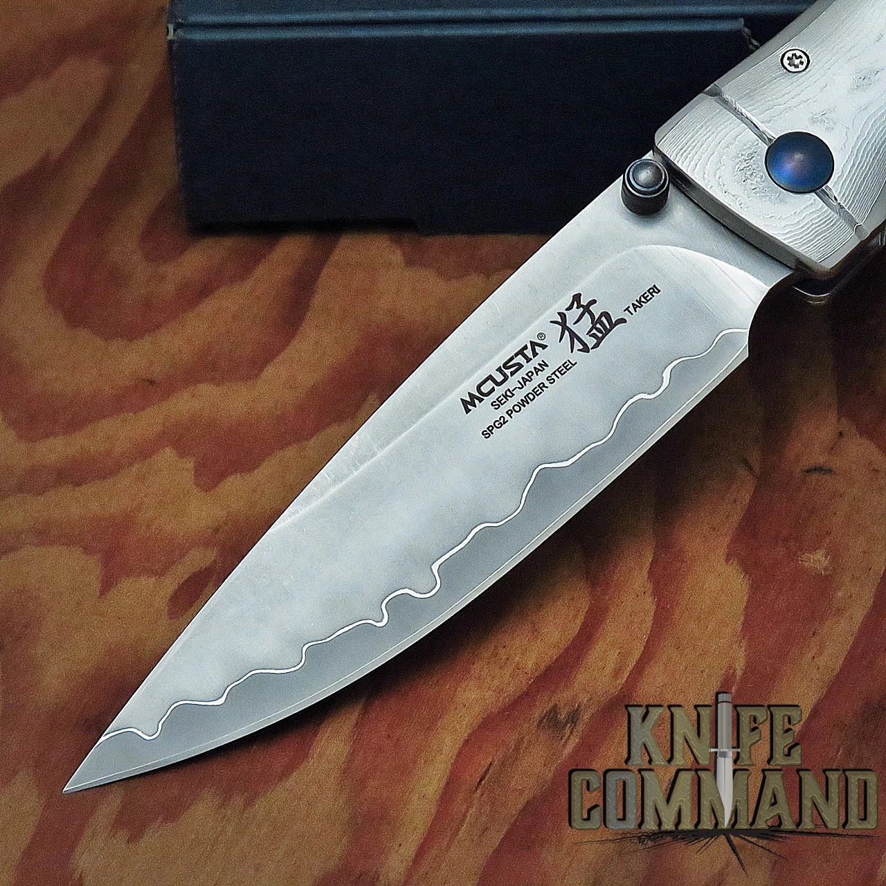 Mcusta MC-202G San Mai SPG2 Powder Steel Bamboo Style Damascus Steel 4.5" Folding Knife 5 Mcusta MC-202G San Mai SPG2 Powder Steel Bamboo Style Damascus Steel 4.5" Folding Knife - Image 3